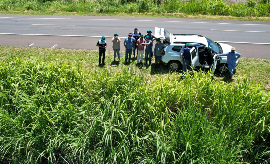 Adapar treina operadores de drones para defesa sanitária vegetal