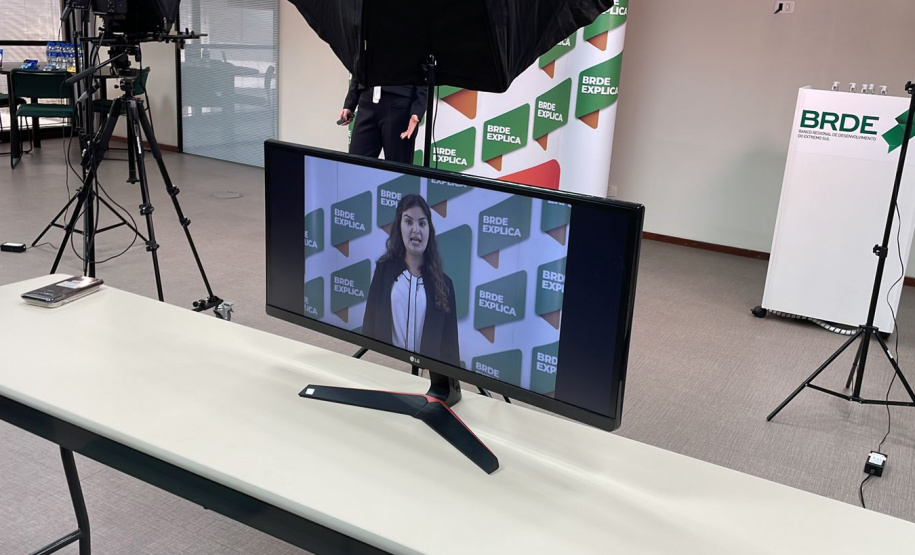 Programa BRDE EXPLICA mostra colaboradores do banco como fontes de referência no setor