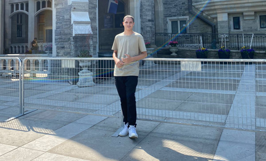 Alunos da 1ª edição do Ganhando o Mundo voltam do Canadá