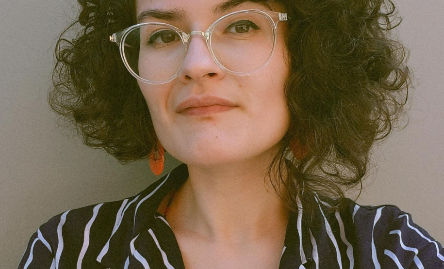 Quadrinista Raphaela Corsi lança o livro Sankofa — A História dos Afro-Curitibanos na Biblioteca Pública