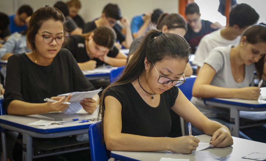 Vestibular e PAS na UEM: prazo de inscrição termina nesta quarta-feira (5)