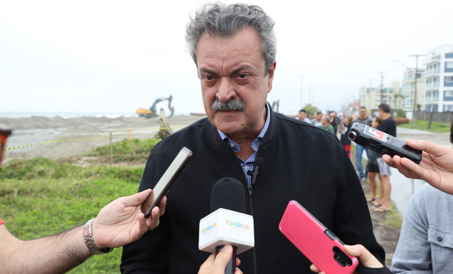 Litoral do Paraná conta com areia da praia renovada antes da data prevista