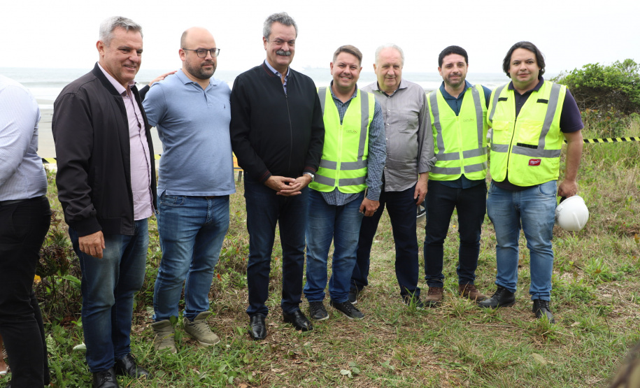 Litoral do Paraná conta com areia da praia renovada antes da data prevista