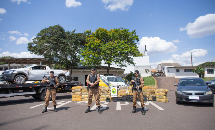 Policiais Militar apreende mais de uma tonelada de maconha no Oeste do Paraná