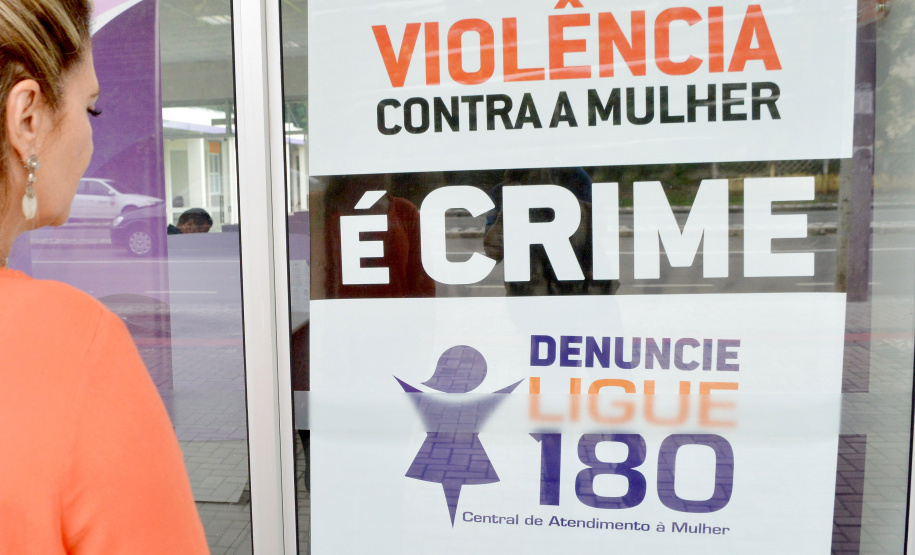 Paraná reforça ações de enfrentamento à violência contra a mulher e acolhimento às vítimas
