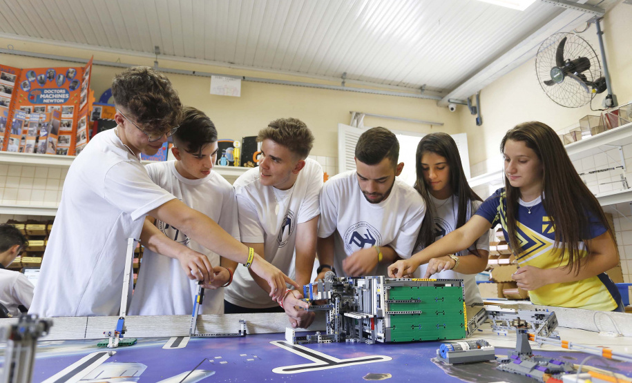 Semana da Empregabilidade oferece palestras e atividades a alunos do ensino técnico estadual