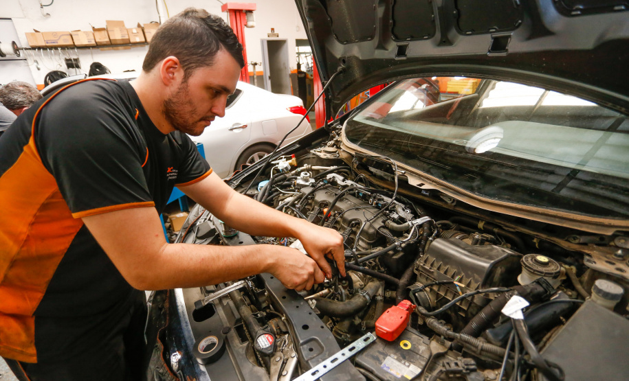GNV: cuidados com manutenção de veículo garantem segurança e desconto de 70% no IPVA para motoristas paranaenses