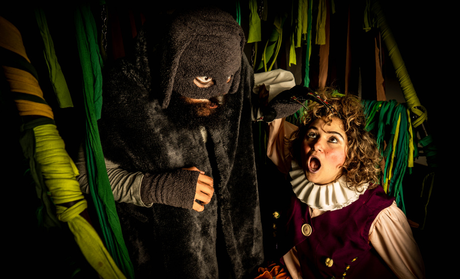 Governo inicia série de apresentações do projeto Crianças no Teatro