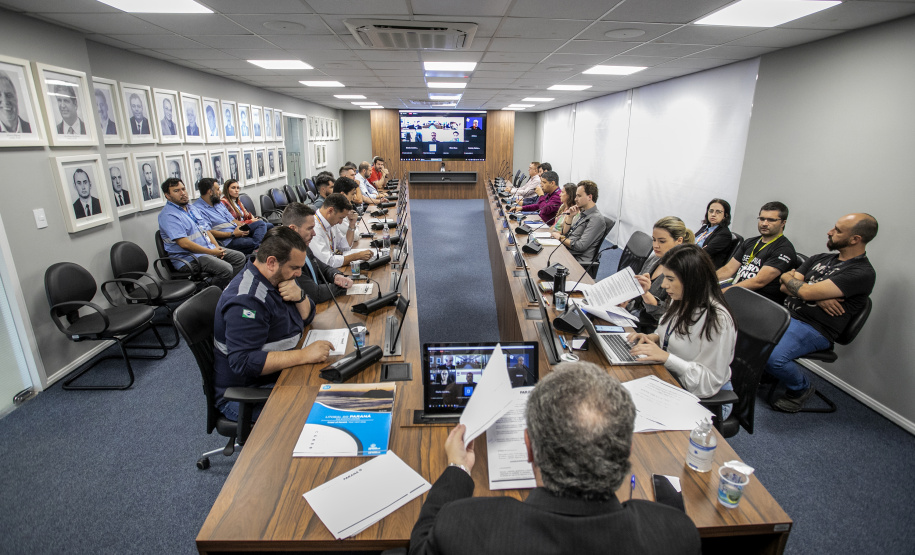 Audiência pública dá transparência aos processos de licitação de áreas do Porto de Paranaguá