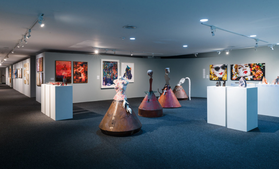 MON promove roda de conversa sobre exposição “Fora das Sombras”