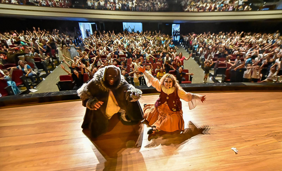 projeto Crianças no Teatro