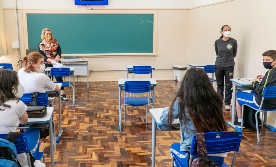 Em dois domingos consecutivos, 145 mil paranaenses farão o Enem este ano -