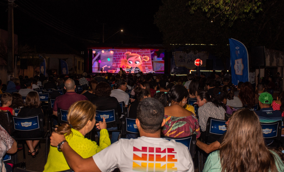 Cinema na Praça - Bela Vista do Paraíso