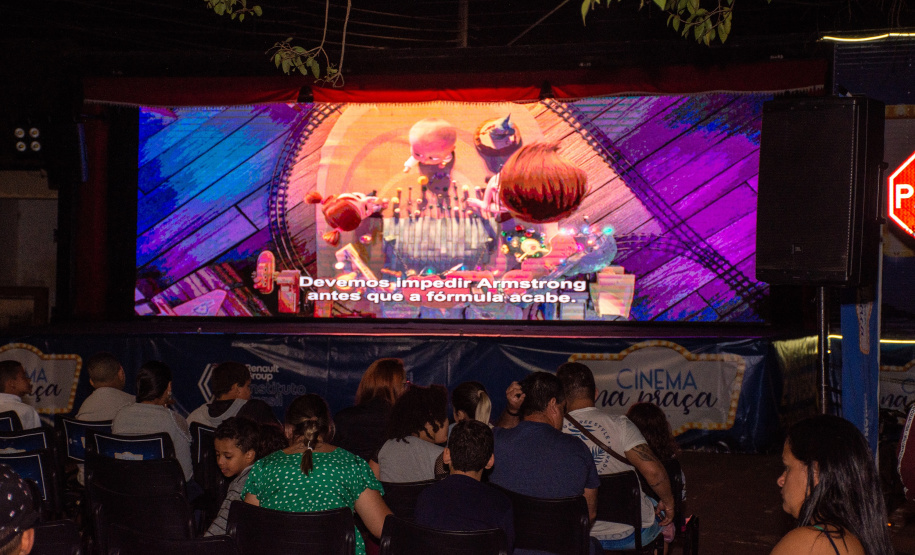 Cinema na Praça - Bela Vista do Paraíso