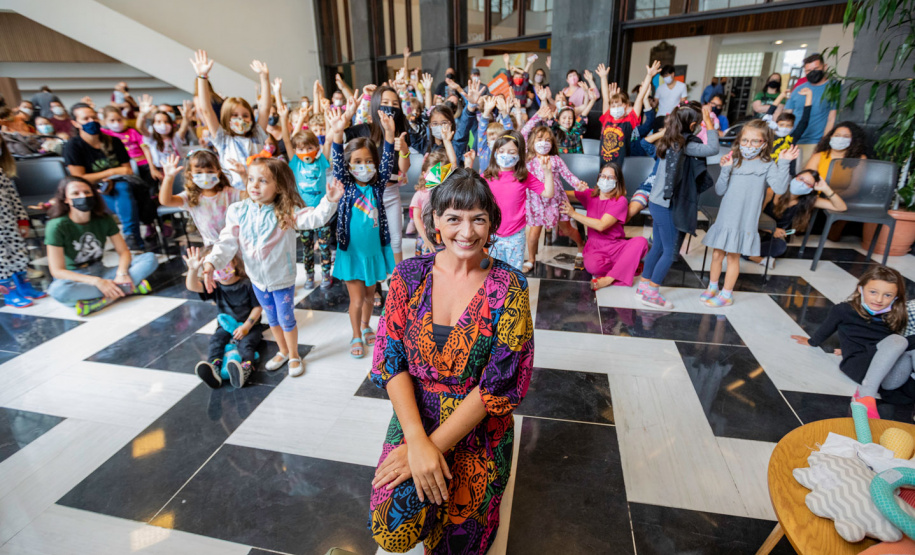 Biblioteca Pública promove eventos e distribui livros novos na Semana Nacional do Livro e da Biblioteca