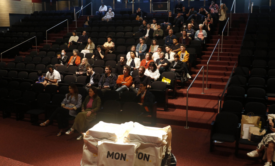 Museu Oscar Niemeyer comemora 20 anos e lança ação especial de aniversário