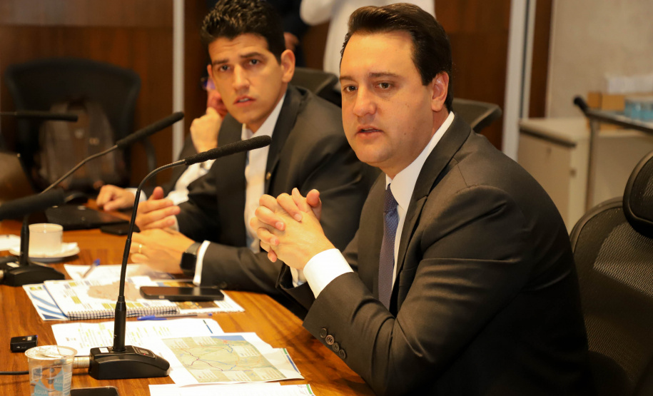 Governador Carlos Massa Ratinho Junior em agenda com Ministro da Infraestrutura Marcelo Sampaio. Foto: Ari Dias/AEN.