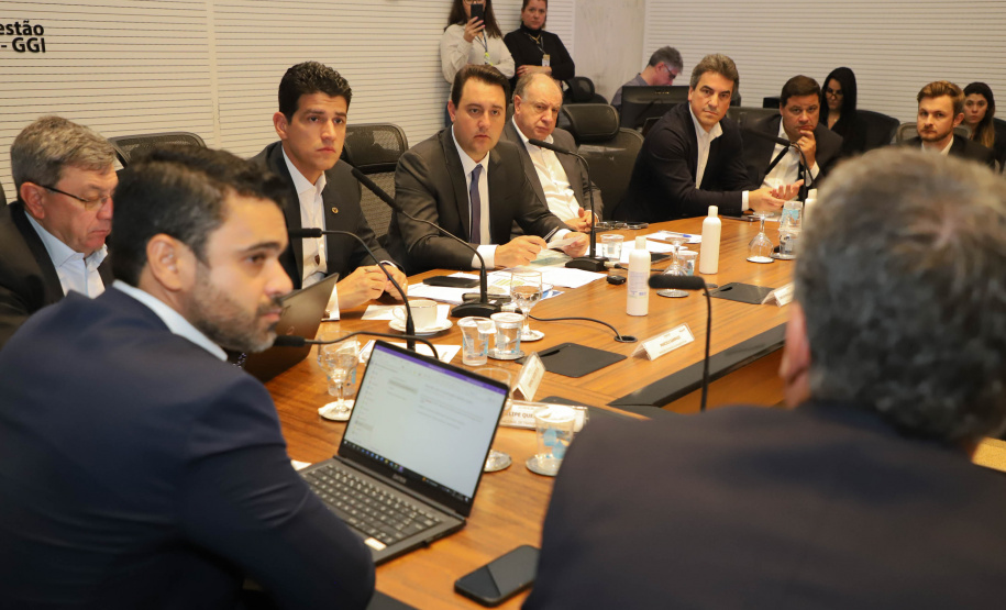 Governador Carlos Massa Ratinho Junior em agenda com Ministro da Infraestrutura Marcelo Sampaio. Foto: Ari Dias/AEN.