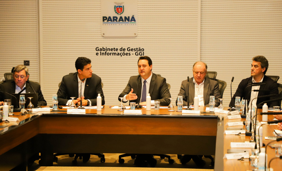 Governador Carlos Massa Ratinho Junior em agenda com Ministro da Infraestrutura Marcelo Sampaio. Foto: Ari Dias/AEN.