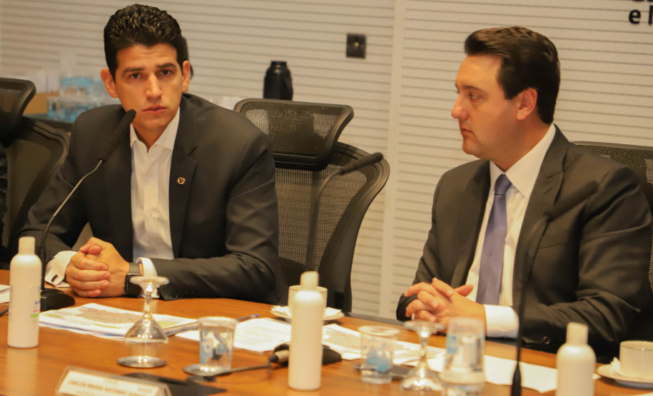 Governador Carlos Massa Ratinho Junior em agenda com Ministro da Infraestrutura Marcelo Sampaio. Foto: Ari Dias/AEN.