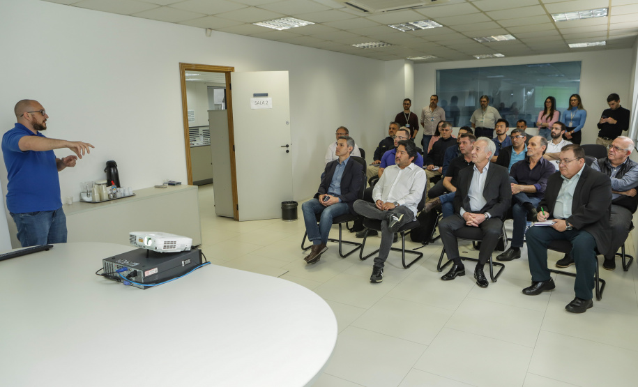 Obras de Iluminação no Contorno Sul de Curitiba começam nesta segunda-feira