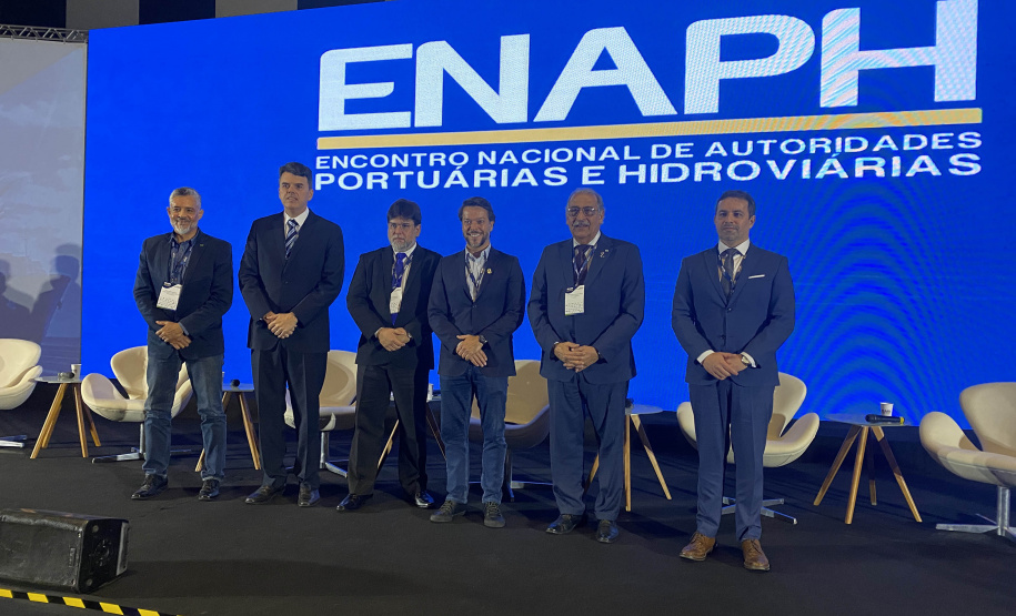 Paraná participa de fórum nacional de logística e infraestrutura portuária