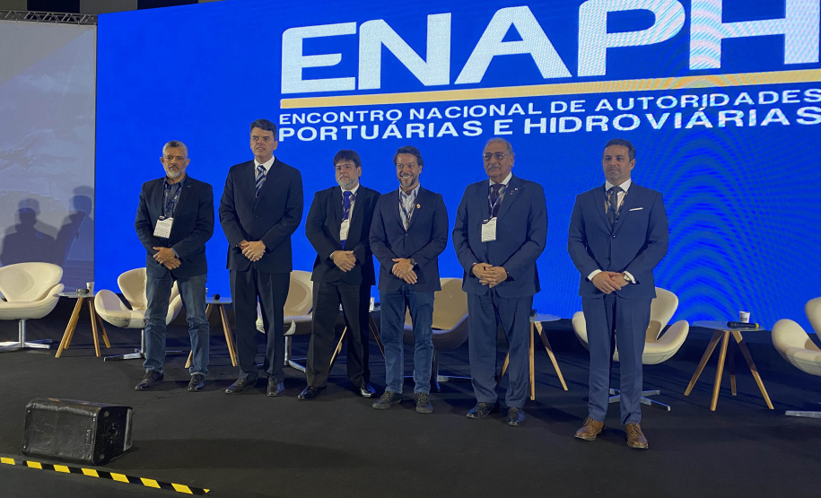 Paraná participa de fórum nacional de logística e infraestrutura portuária