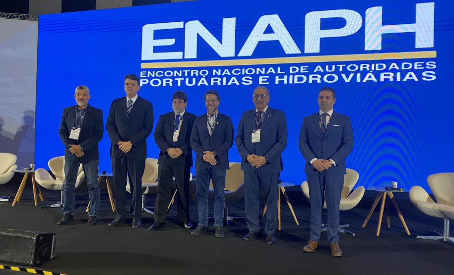 Paraná participa de fórum nacional de logística e infraestrutura portuária