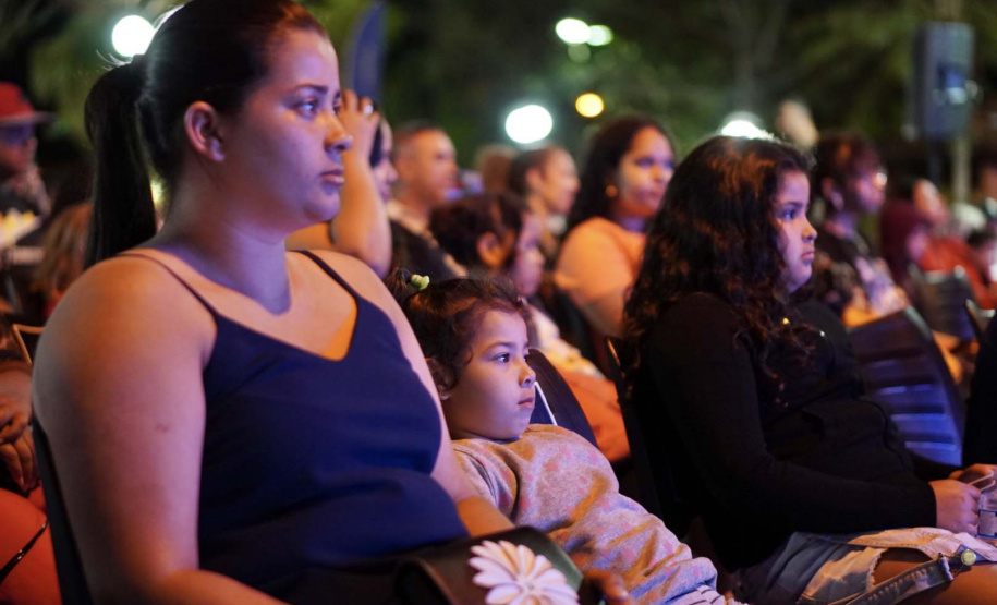 Cinema na Praça retoma agenda no Interior com exibições em Jataizinho; veja a programação