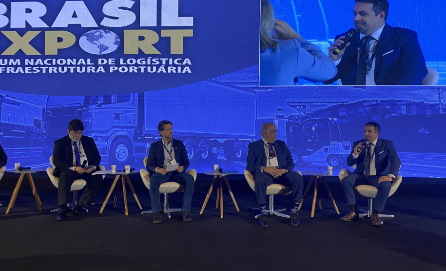 Paraná participa de fórum nacional de logística e infraestrutura portuária