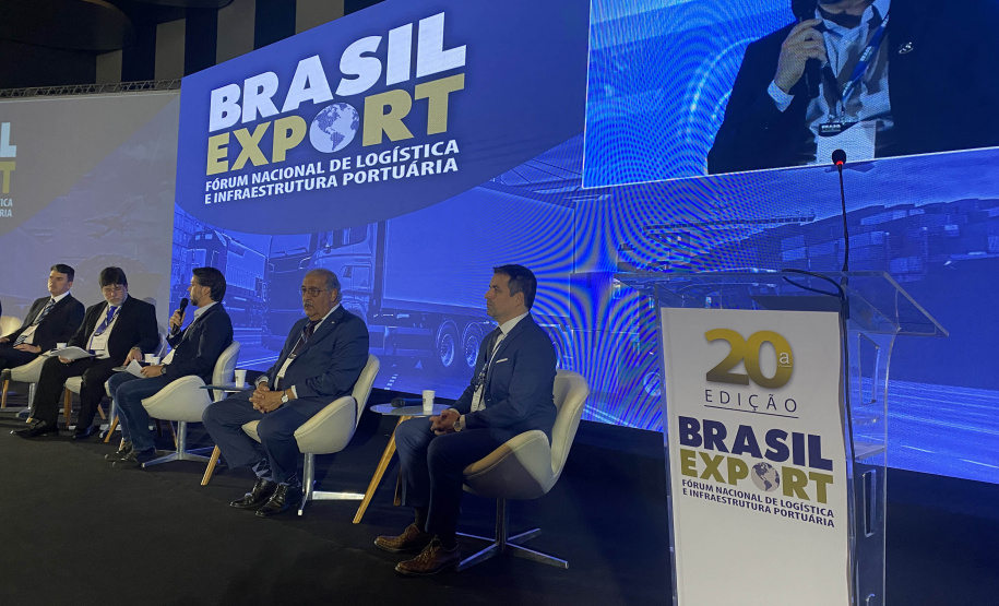 Paraná participa de fórum nacional de logística e infraestrutura portuária