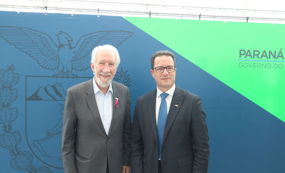 Vice-governador do Estado do Paraná, Darcia Piana, durante reunião com cônsules da União Europeia -