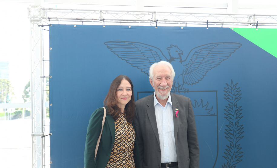 Vice-governador do Estado do Paraná, Darcia Piana, durante reunião com cônsules da União Europeia -