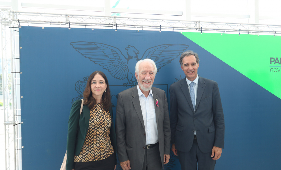 Vice-governador do Estado do Paraná, Darcia Piana, durante reunião com cônsules da União Europeia -