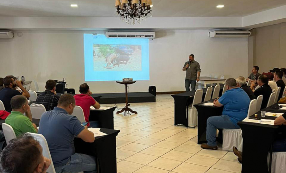 Adapar promove treinamentos para integrar e atualizar servidores