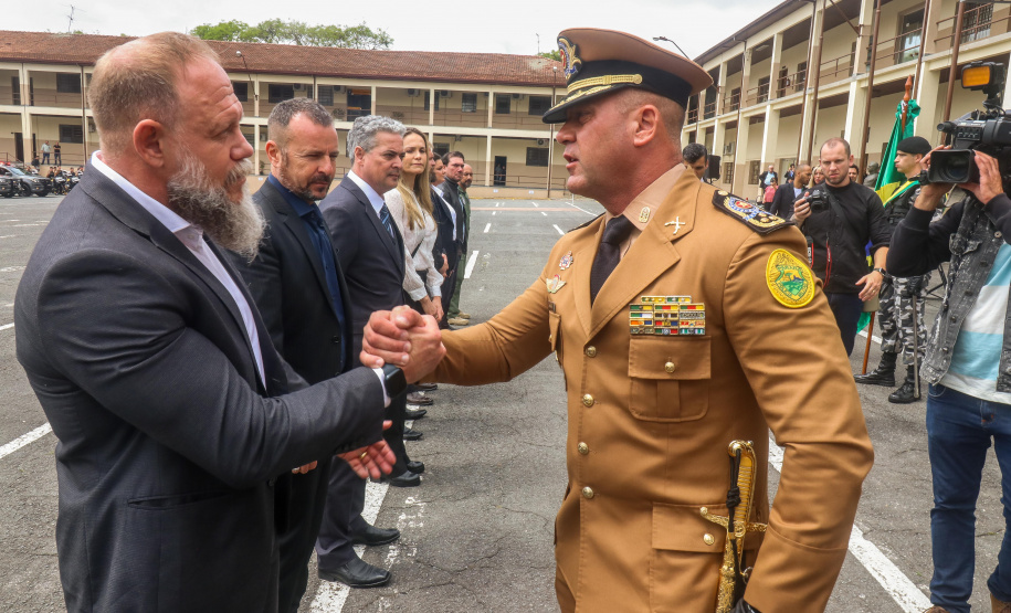 Polícia Militar do Paraná homenageia policiais que participaram da Operação Guarapuava