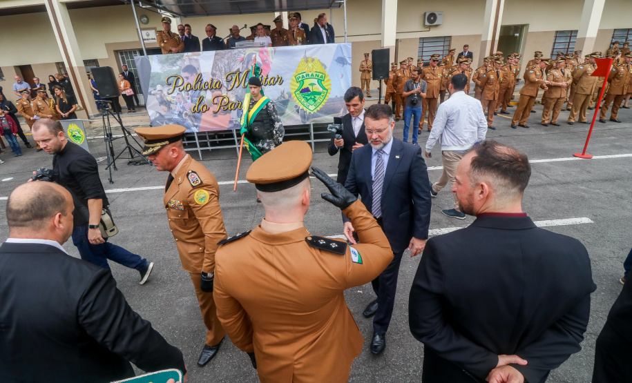 Polícia Militar do Paraná homenageia policiais que participaram da Operação Guarapuava