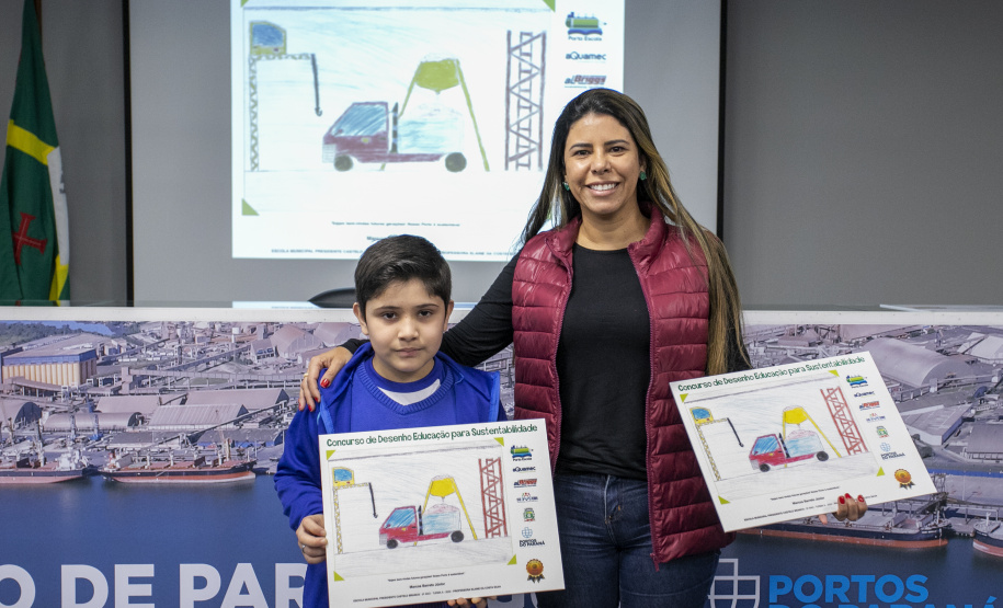 "Após a pandemia, projeto Porto Escola volta a premiar 15 crianças parangonaras"