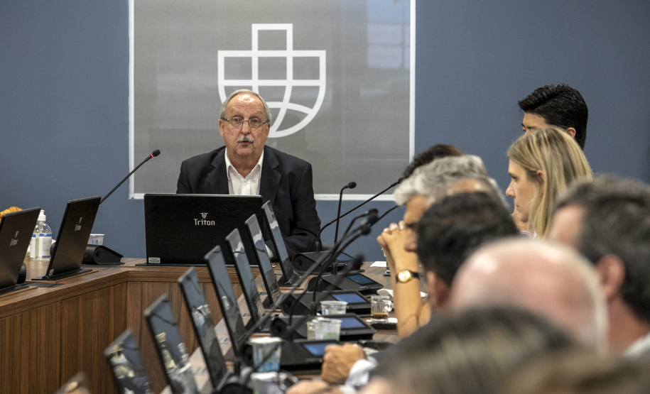 Comitiva argentina visita Porto de Paranaguá para expandir negócios