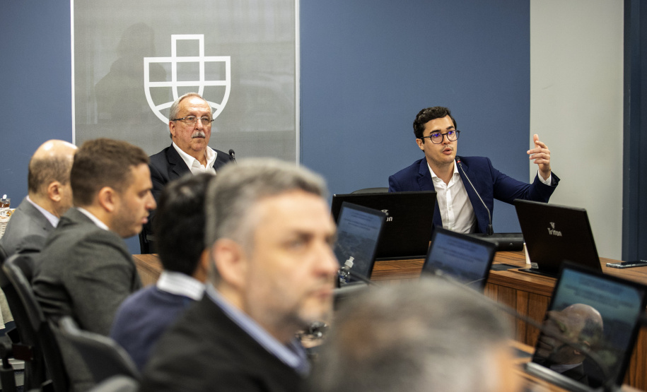 Comitiva argentina visita Porto de Paranaguá para expandir negócios