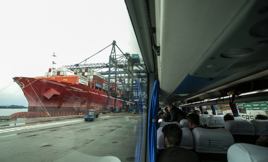 Comitiva argentina visita Porto de Paranaguá para expandir negócios