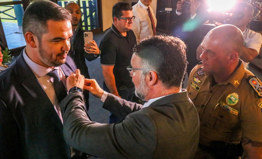 PMPR homenageia militares e autoridades civis no aniversário do BPRv, BPMOA e BOPE