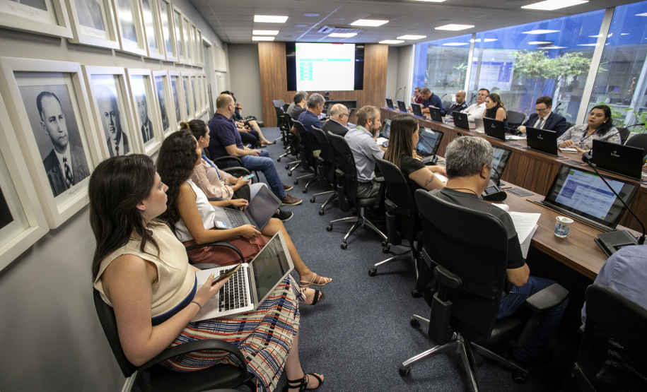 Audiência pública dá transparência aos processos de licitação de áreas do Porto de Paranaguá