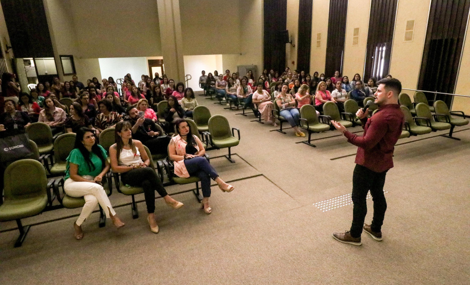 Segurança conscientiza servidoras sobre o Outubro Rosa