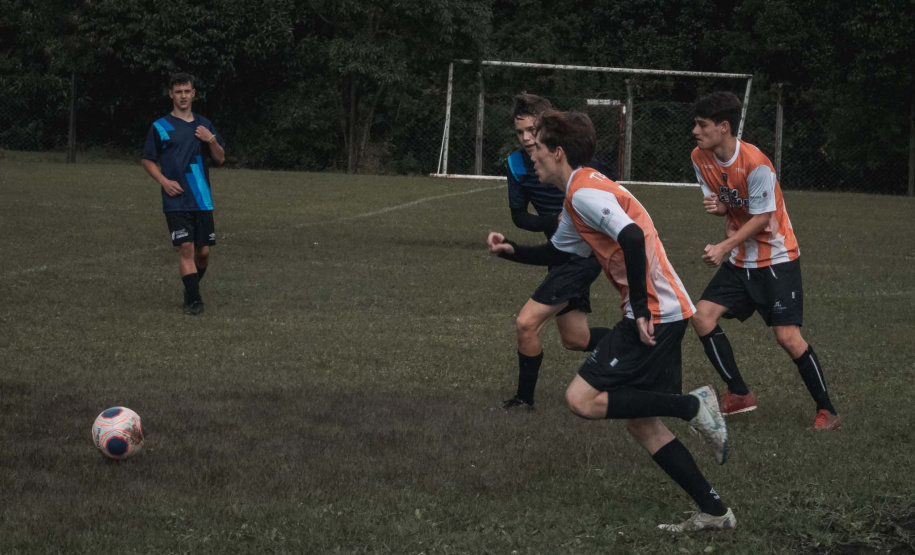 Lapa recebe fase final dos Jogos Escolares Bom de Bola com futebol masculino e feminino