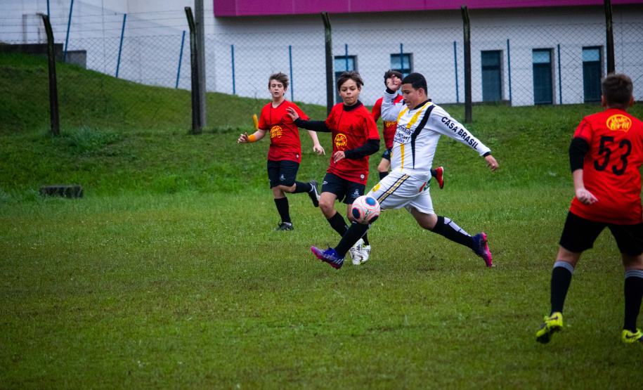 Lapa recebe fase final dos Jogos Escolares Bom de Bola com futebol masculino e feminino