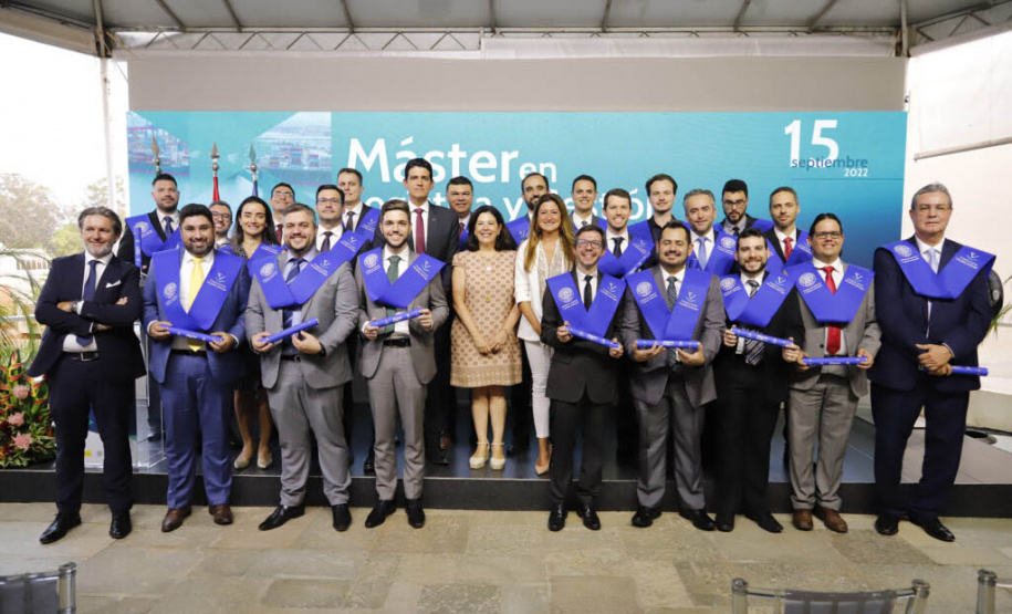 Portos do Paraná investe na qualificação dos funcionários com curso máster internacional