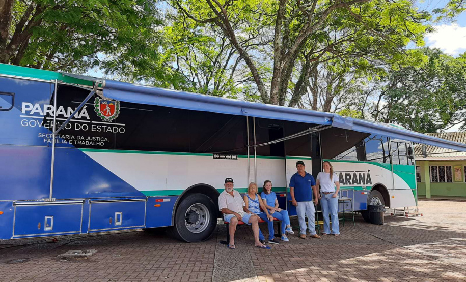 Agência do Trabalhador Itinerante leva vagas de emprego para o Centro-Oeste Paranaense