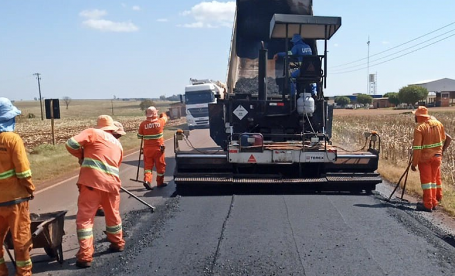 Programa de Conservação de Pavimentos do DER/PR atende rodovia de Quarto Centenário