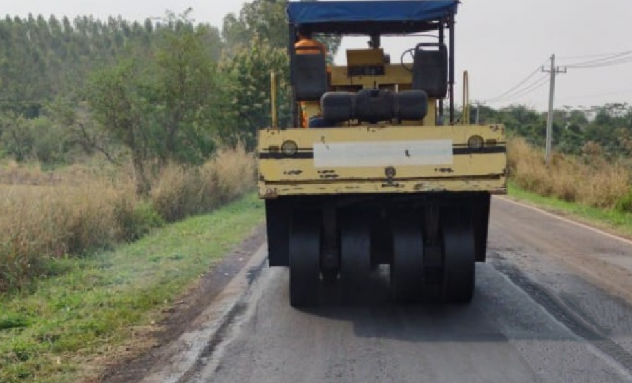 Governo realiza obras de conservação da PR-576 no Noroeste do Paraná